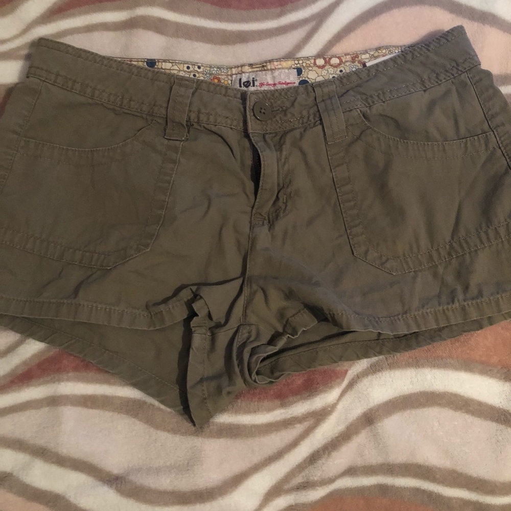 LEI Olive Green Shorts